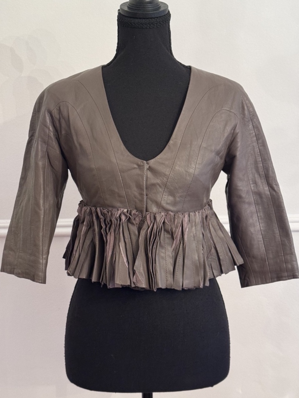 Vintage Italian Lambskin Leather Pleated Ruffle Peplum Jacket Gray XS Made Italy